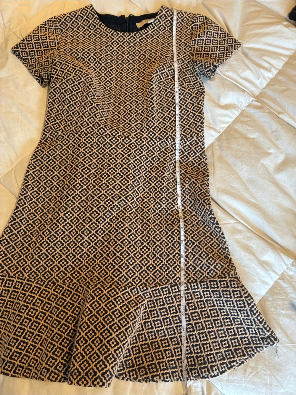 LOFT Short Sleeve Mini Dress in Black and Cream Geometric